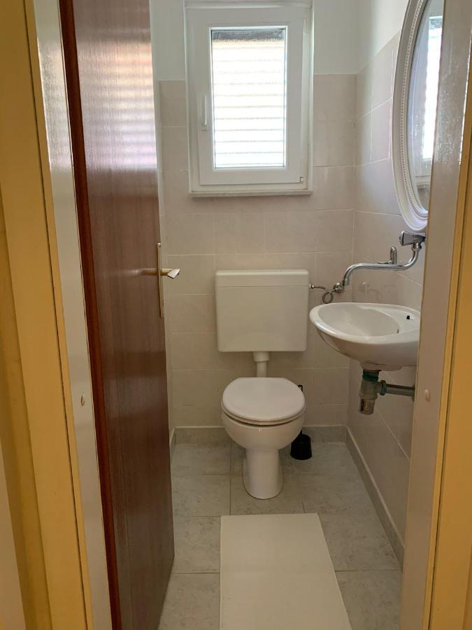 סרימה Apartments Anka I Kresimir מראה חיצוני תמונה